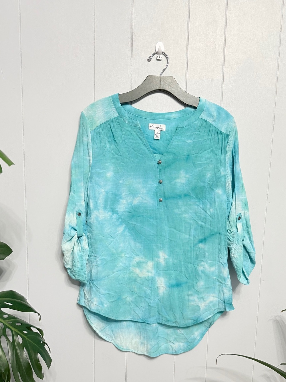#18)  Kim Rogers Aqua Tie-Dye Henley Tunic